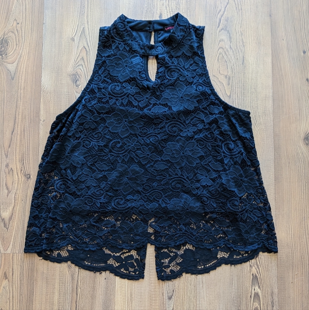 Material Girl Lace Sleeveless Bouse